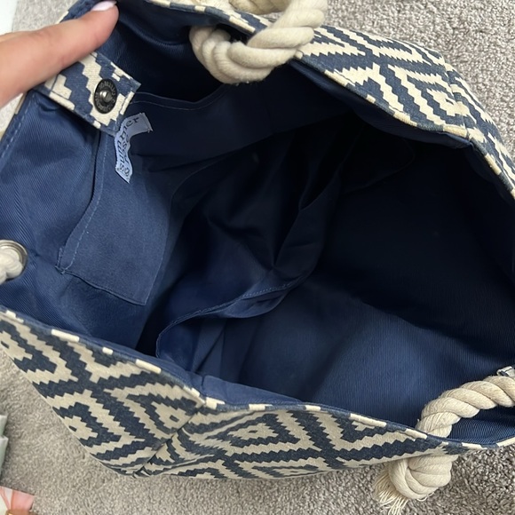 Summer & Rose Beach Tote Bag - Picture 5 of 8